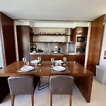 Albufeira Salgados Premium 1 With Pool By Homing Appartamento
