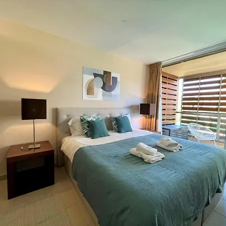 Albufeira Salgados Premium 1 With Pool By Homing