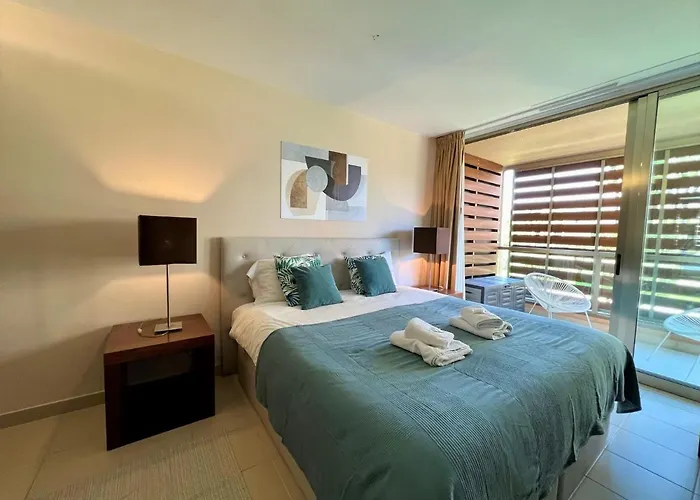 Albufeira Salgados Premium 1 With Pool By Homing